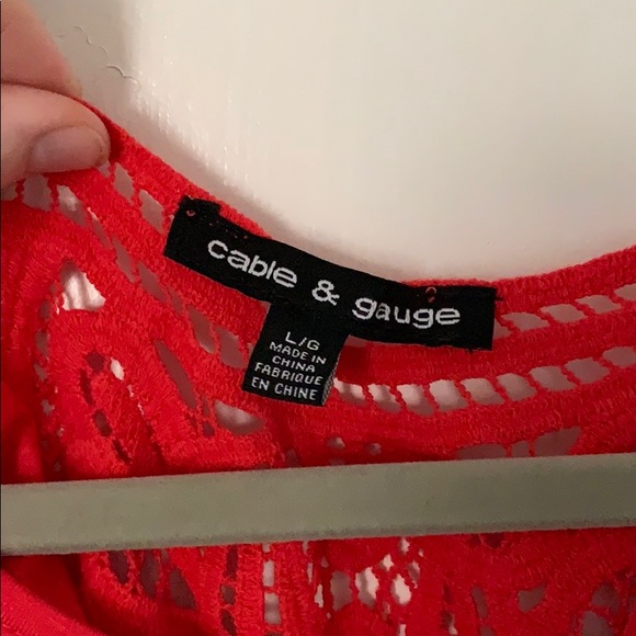 NWOT Lace Back Tank Top - Picture 3 of 4